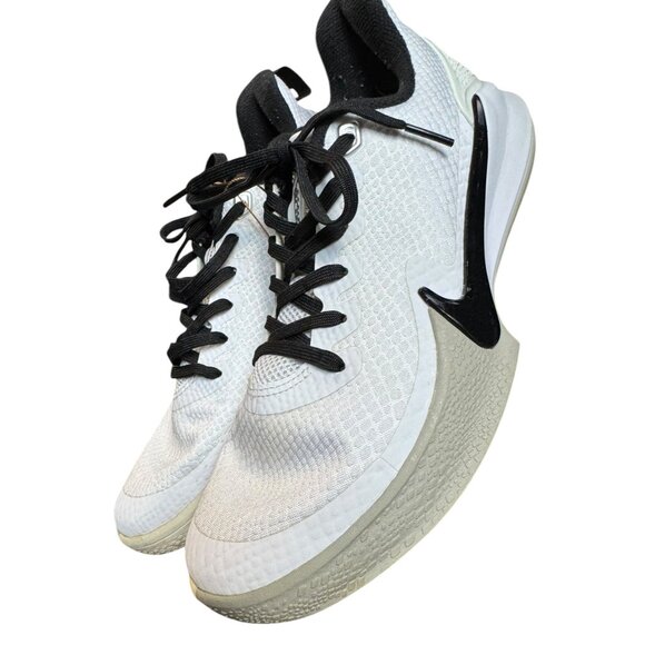 Nike Kobe Mamba Fury White/Black Basketball Shoes Women's Size 7 - Picture 2 of 8